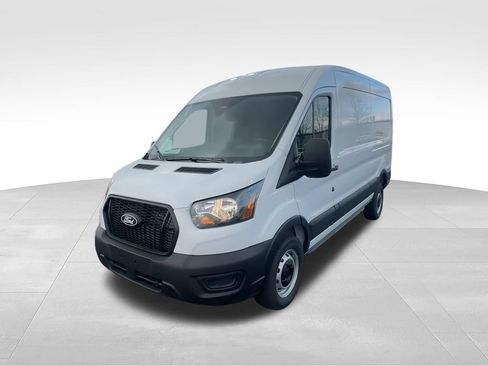 New 2026 Ford Transit 250 148 Medium Roof RWD image 4