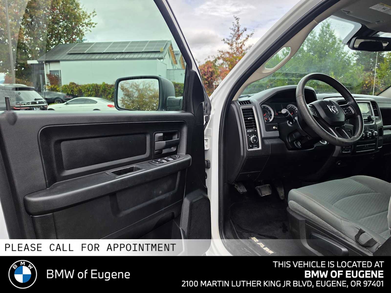 Used 2020 RAM 1500 Express AWD/4WD image 23