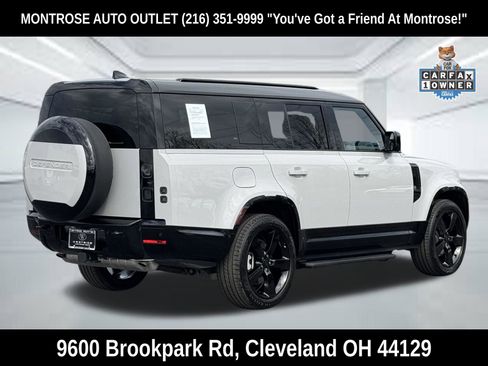 Used 2026 Land Rover Defender 130 X-Dynamic SE AWD/4WD image 4