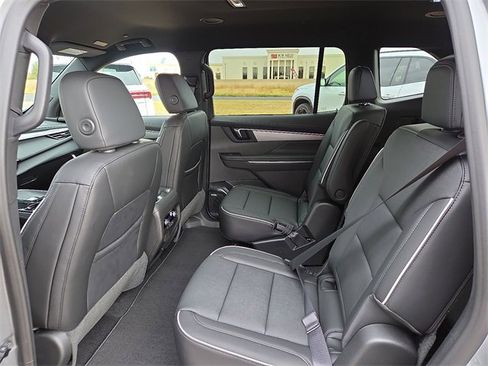 New 2026 Buick Enclave Preferred image 8