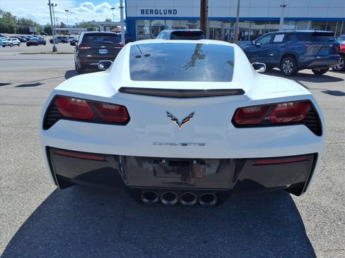 Used 2019 Chevrolet Corvette Stingray Coupe w/ 1LT RWD image 5