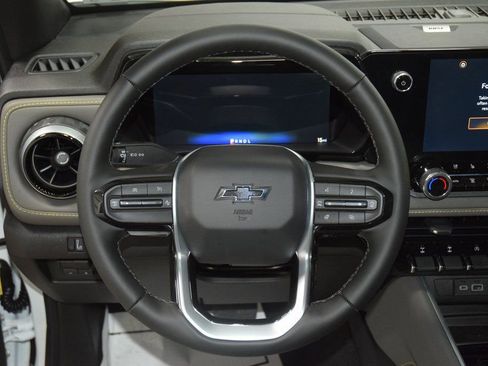 New 2026 Chevrolet Colorado ZR2 w/ Technology Package image 40