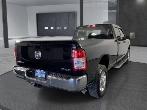Used 2024 RAM 3500 Big Horn AWD/4WD image 3