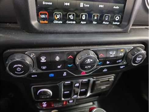 Used 2022 Jeep Wrangler Unlimited Rubicon 4xe w/ Cold Weather Group image 22