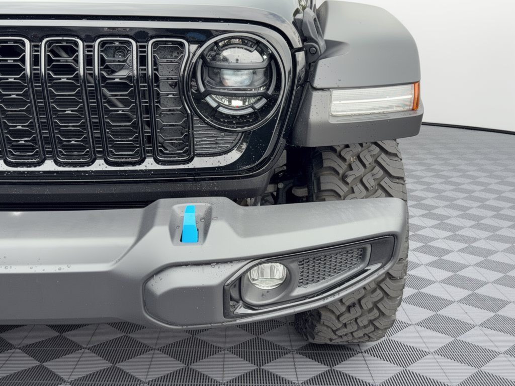 Used 2024 Jeep Wrangler Unlimited AWD/4WD image 12