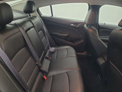 Used 2017 Chevrolet Cruze Premier FWD image 19