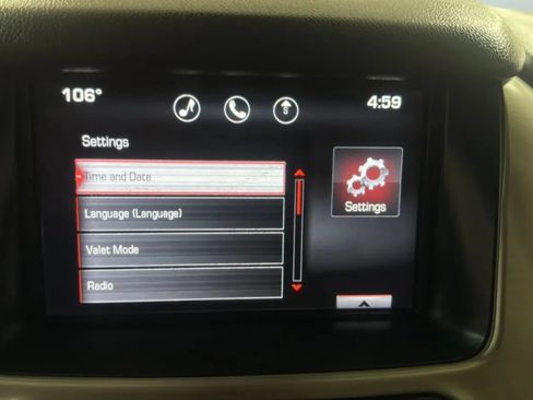 Used 2015 GMC Yukon SLT w/ Open Road Package AWD/4WD image 13