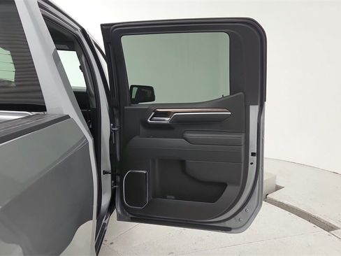 Certified 2025 Chevrolet Silverado 1500 LT image 31