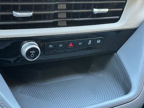 New 2026 Ford Explorer Active RWD image 22