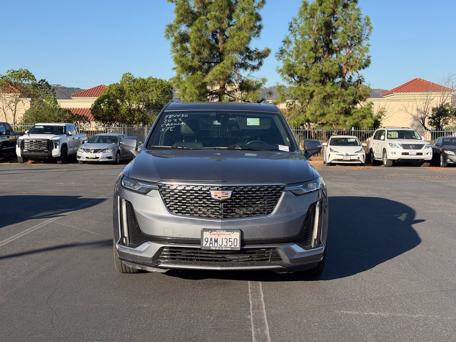 Used 2022 Cadillac XT6 Luxury w/ LPO, Floor Liner Package FWD image 4
