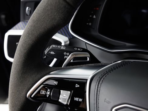 Used 2025 Audi RS 6 performance AWD/4WD image 20