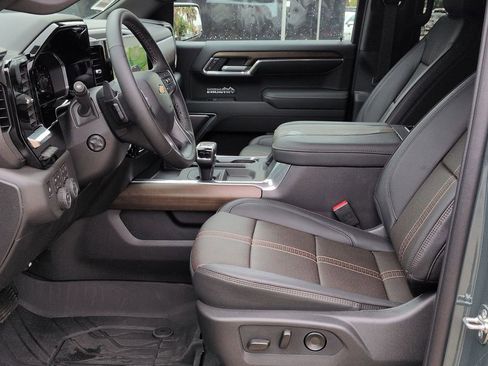 Certified 2026 Chevrolet Silverado 1500 High Country w/ Technology Package image 19