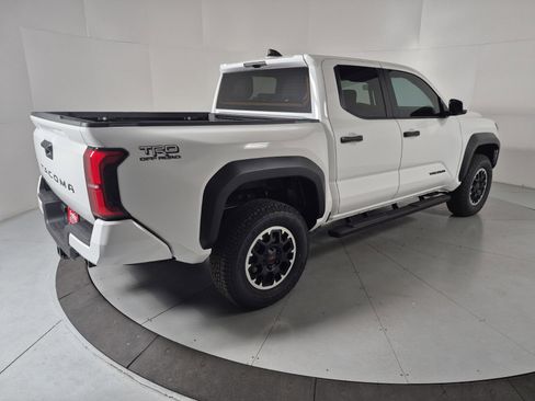 New 2025 Toyota Tacoma TRD Off-Road image 5