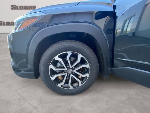 Used 2024 Toyota Corolla Cross AWD Hybrid w/ Moonroof Package image 14
