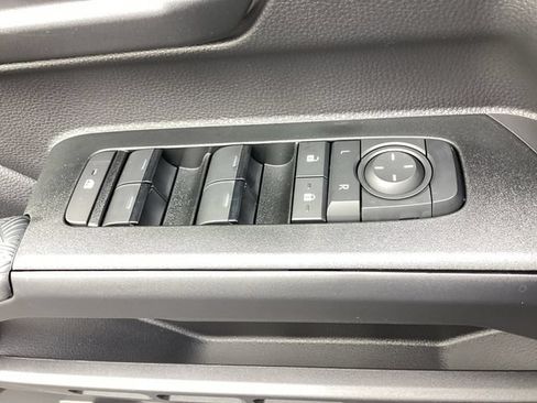 Used 2026 Toyota 4Runner SR5 AWD/4WD image 29