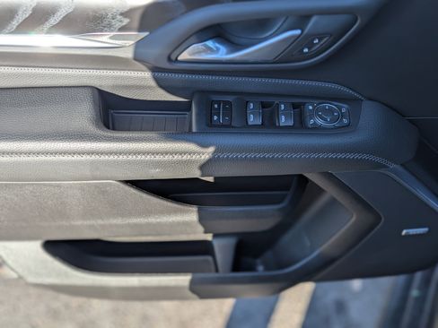 Used 2022 GMC Yukon Denali image 31