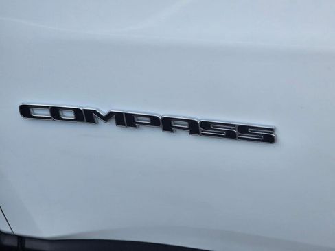 Used 2024 Jeep Compass Limited image 14