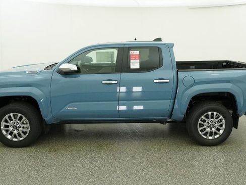 New 2026 Toyota Tacoma Limited AWD/4WD image 3