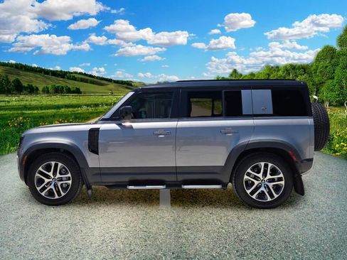 Used 2020 Land Rover Defender 110 HSE AWD/4WD image 3