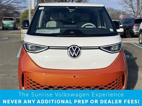 New 2025 Volkswagen ID. Buzz 1st Edition image 3