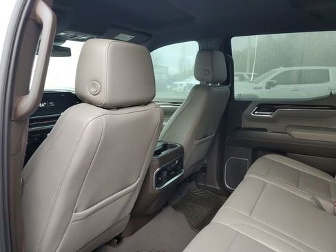 Used 2023 GMC Sierra 1500 SLT w/ SLT Premium Plus Package image 11