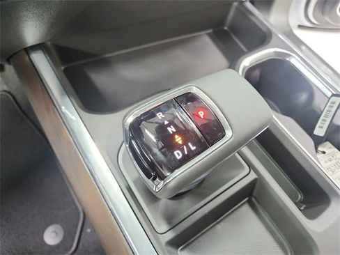 New 2026 GMC Sierra 1500 SLT w/ SLT Premium Plus Package image 28