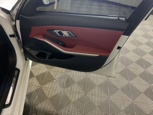 Used 2023 BMW 330i xDrive Sedan w/ M Sport Package image 37