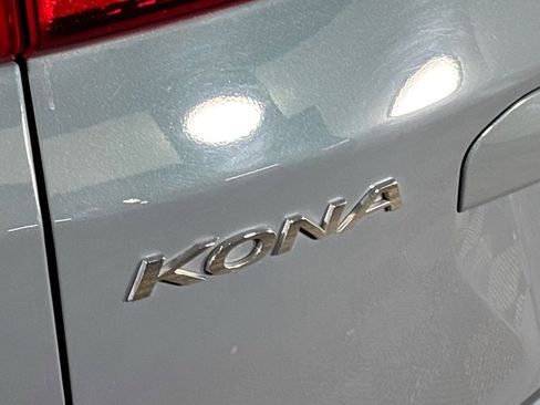 Used 2022 Hyundai Kona SEL w/ Convenience Package FWD image 24