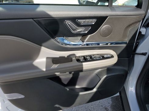 New 2026 Lincoln Corsair Grand Touring AWD/4WD image 18