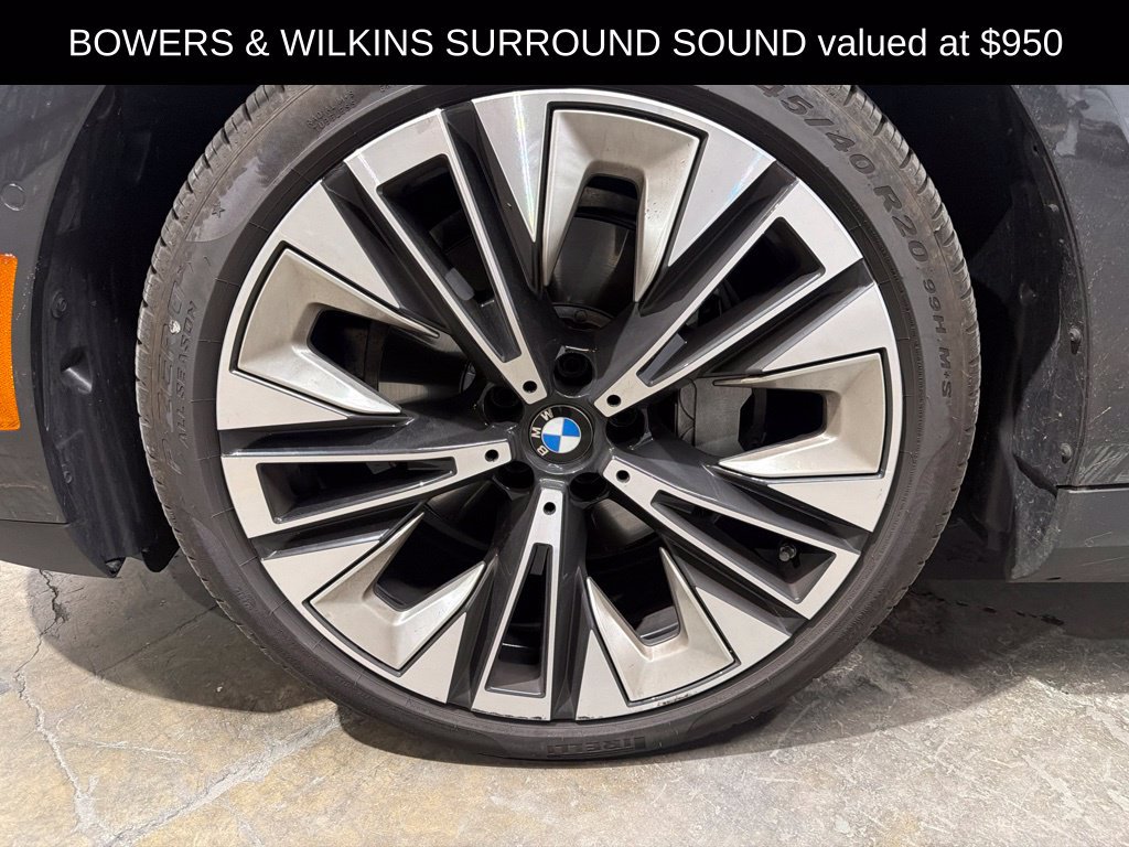 Used 2026 BMW i5 eDrive40 w/ Convenience Package RWD image 2