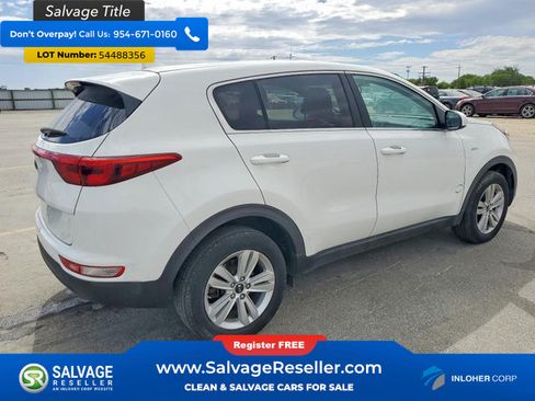 Used 2017 Kia Sportage LX AWD/4WD image 4