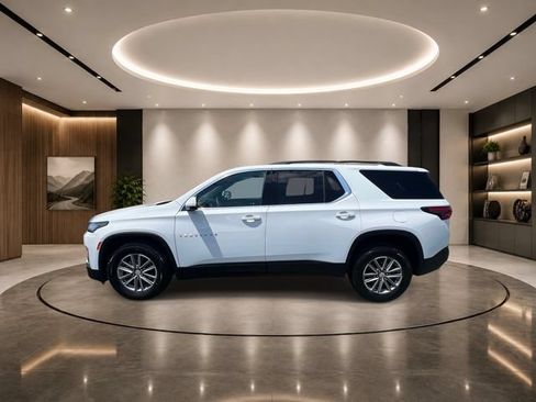Certified 2023 Chevrolet Traverse LT FWD image 4