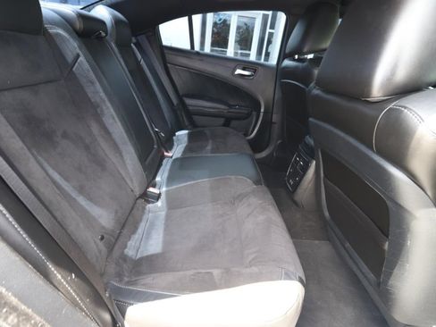 Used 2022 Dodge Charger R/T w/ Plus Group RWD image 24