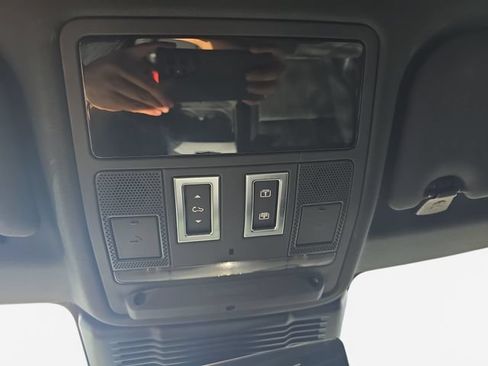 Certified 2025 Land Rover Range Rover Evoque S AWD/4WD image 29