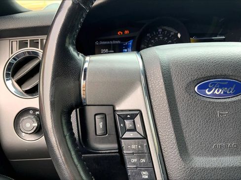 Used 2016 Ford Expedition Platinum image 24