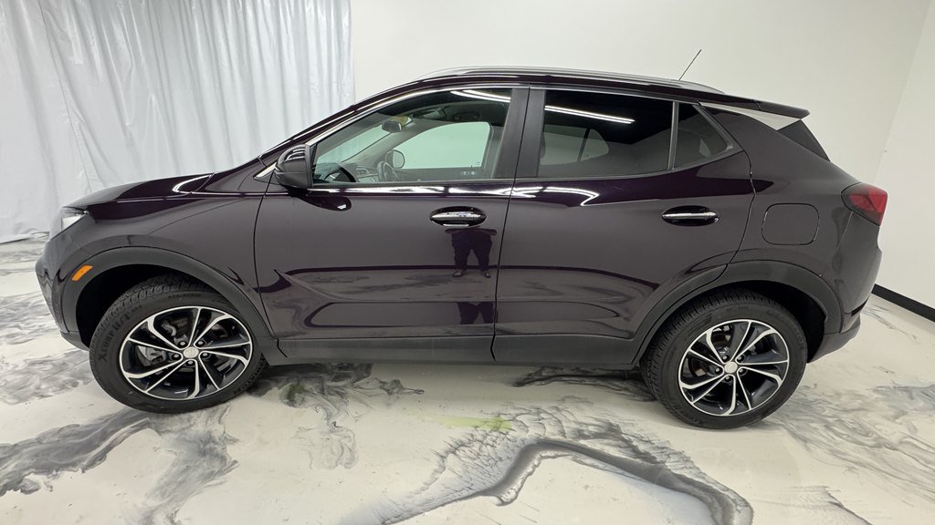 Used 2021 Buick Encore GX Select AWD/4WD image 5