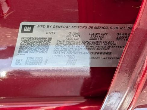 Used 2019 GMC Sierra 1500 SLT w/ SLT Premium Plus Package AWD/4WD image 43