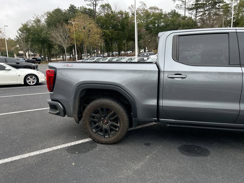 Used 2021 GMC Sierra 1500 Elevation w/ X31 Off-Road Package image 10