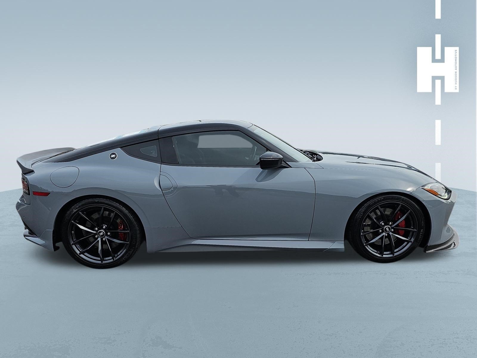 Used 2024 Nissan Z Performance w/ Floor Mat Package RWD image 3