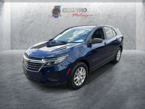 Used 2022 Chevrolet Equinox LS w/ LS Convenience Package FWD image 1