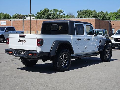 Used 2024 Jeep Gladiator Mojave w/ Safety Group AWD/4WD image 4