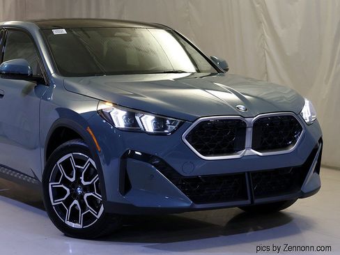 Used 2024 BMW X2 xDrive28i AWD/4WD image 2