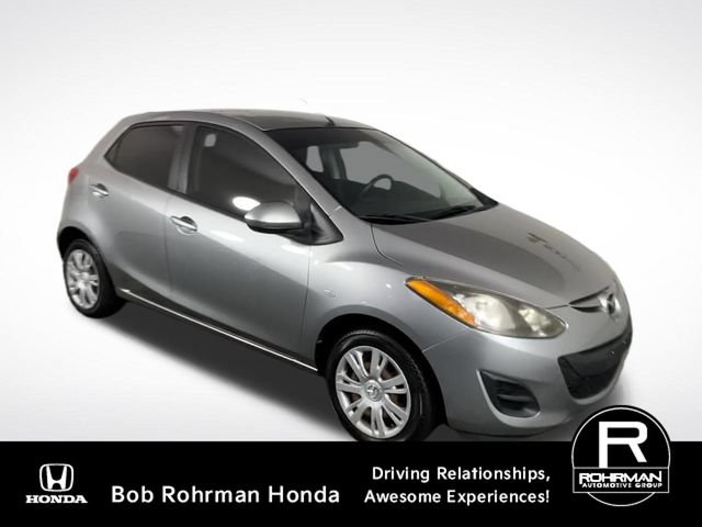 Used 2013 MAZDA MAZDA2 Sport FWD image 2