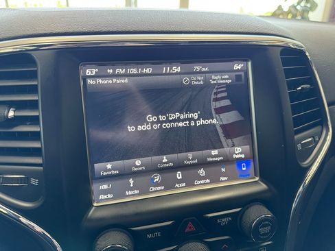Used 2018 Jeep Grand Cherokee Altitude AWD/4WD image 28