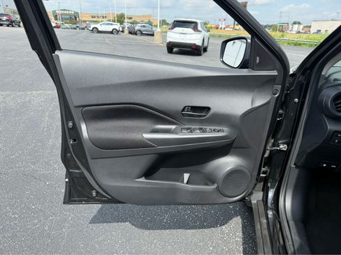 Used 2025 Nissan Kicks Play S FWD image 20