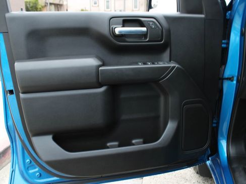 Used 2022 Chevrolet Silverado 1500 Custom image 40