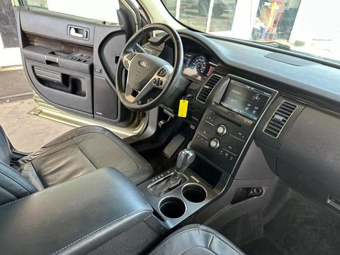 Used 2013 Ford Flex SEL image 19
