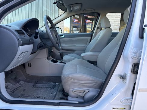 Used 2005 Chevrolet Cobalt LS image 9