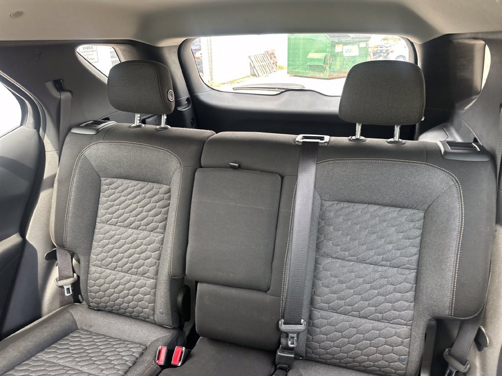 Used 2020 Chevrolet Equinox LT FWD image 46