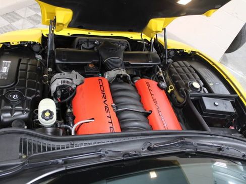 Used 2002 Chevrolet Corvette Z06 w/ Memory Pkg RWD image 33
